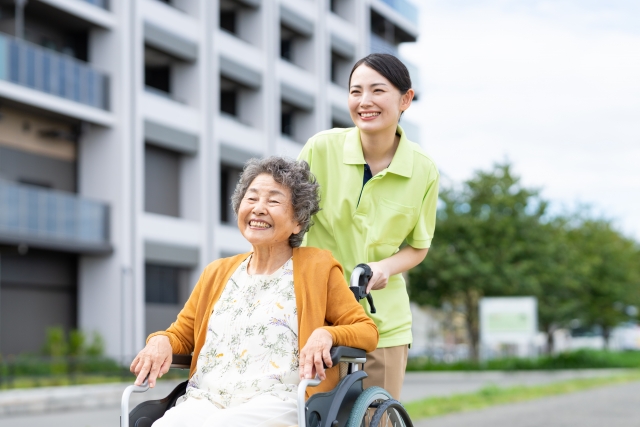 親が急に倒れた…そんな時に頼れる訪問介護サービス