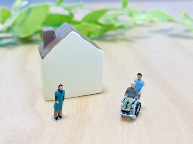 あなたの笑顔が支えになる！身体介助で高齢者と向き合う